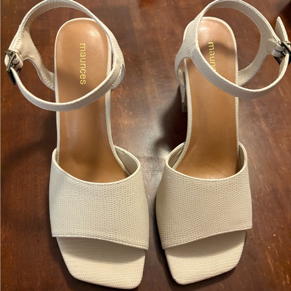 Maurice’s block heels